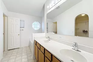 2406 Tealwood Circle, Tavares, FL 32778 - Photo 34