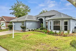 12819 Waterhaven Cir, Orlando, FL 32828 - Photo 2