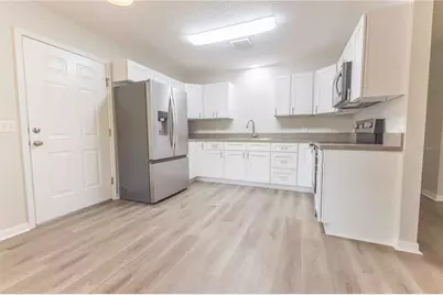 4438 Calamondin Street, Lady Lake, FL 32159 - Photo 10