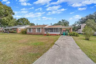 470 Ogden Ave, Umatilla, FL 32784 - Photo 8