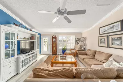 1647 Scotch Pine Way, The Villages, FL 32162 - Photo 10