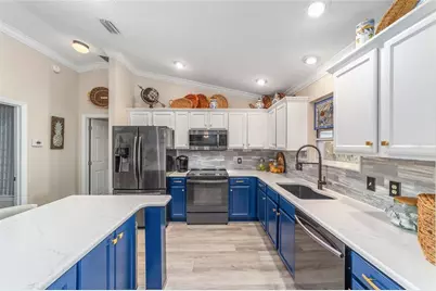 1647 Scotch Pine Way, The Villages, FL 32162 - Photo 16