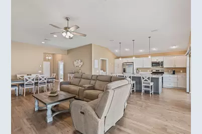 7182 Tippett Trail, The Villages, FL 34762 - Photo 14