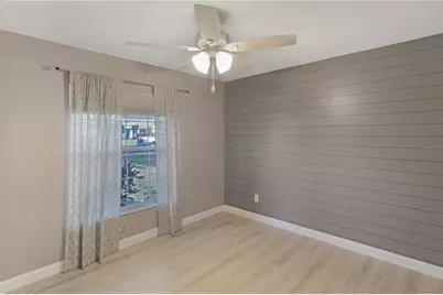 640 Woodview Drive, Tavares, FL 32778 - Photo 16