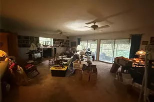 37315 Beach Dr, Umatilla, FL 32784 - Photo 2