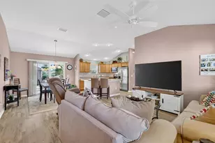 858 Wiechens Wy, The Villages, FL 32163 - Photo 14