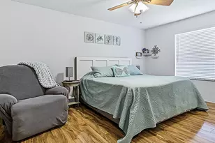 221 Montoya Dr, The Villages, FL 32159 - Photo 26