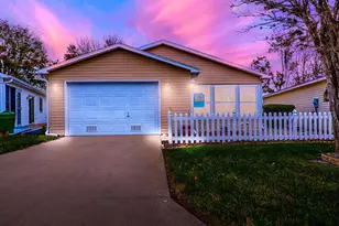 221 Montoya Dr, The Villages, FL 32159 - Photo 2