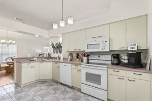 1405 W Schwartz Blvd, The Villages, FL 32159 - Photo 14