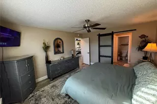 9324 SE 173rd Hyacinth St, The Villages, FL 32162 - Photo 10