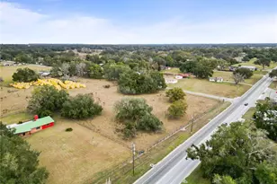 274 W Kings Hwy, Center Hill, FL 33514 - Photo 56