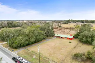 274 W Kings Hwy, Center Hill, FL 33514 - Photo 1