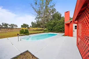 274 W Kings Hwy, Center Hill, FL 33514 - Photo 52