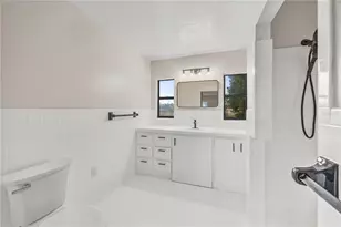 274 W Kings Hwy, Center Hill, FL 33514 - Photo 24