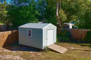 105 W Golf Links Ave, Eustis, FL 32726 - Photo 30