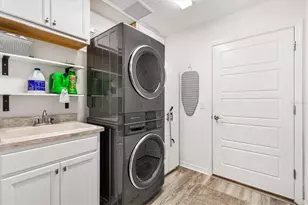 7404 Marvelwood Loop, The Villages, FL 34762 - Photo 28