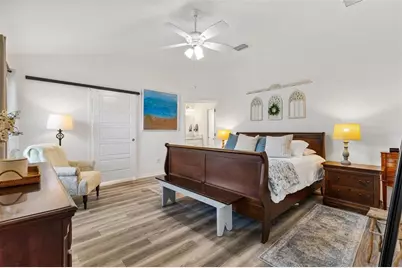 7404 Marvelwood Loop, The Villages, FL 34762 - Photo 18