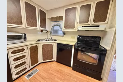 211 Aspen Circle, Leesburg, FL 34748 - Photo 20