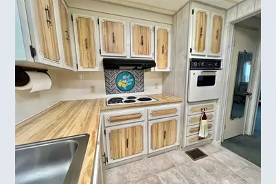 180 Hibiscus Way, Leesburg, FL 34748 - Photo 18