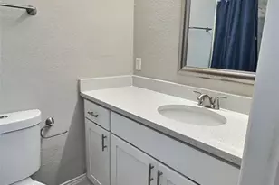 102 Quintard Ave, Orlando, FL 32811 - Photo 8