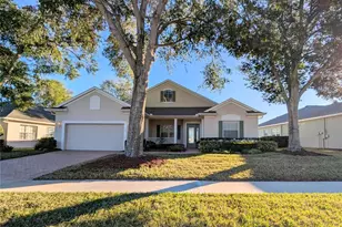 2911 Aspen Peak Ct, Clermont, FL 34711 - Photo 2