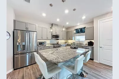 422 Alcove Drive, Groveland, FL 34736 - Photo 10