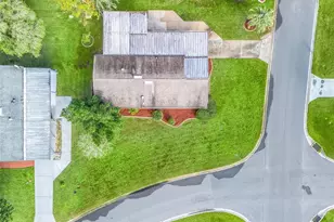 1102 Dustin Dr, Lady Lake, FL 32159 - Photo 32