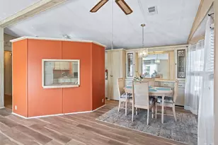 1102 Dustin Dr, Lady Lake, FL 32159 - Photo 14