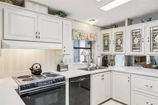 25726 Oak Alley, Leesburg, FL 34748 - Photo 18