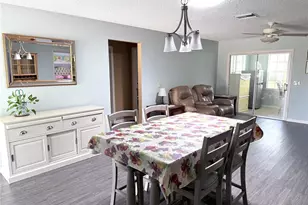 17662 SE 93rd Butler Ct, The Villages, FL 32162 - Photo 10
