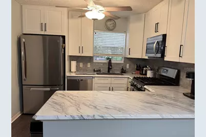 17662 SE 93rd Butler Court, The Villages, FL 32162 - Photo 12