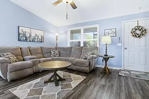 676 Camino Del Rey Dr, The Villages, FL 32159 - Photo 6