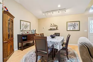 305 Juniper Way, Tavares, FL 32778 - Photo 6