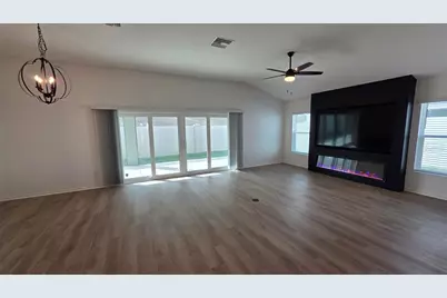 6652 Tammy Lane, The Villages, FL 34762 - Photo 4