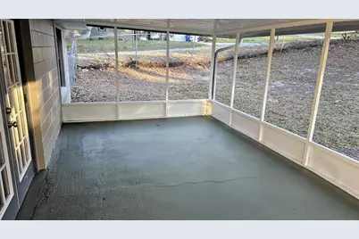 372 E Beach Street, Groveland, FL 34736 - Photo 14