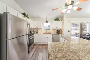 2670 Privada Dr, The Villages, FL 32162 - Photo 20