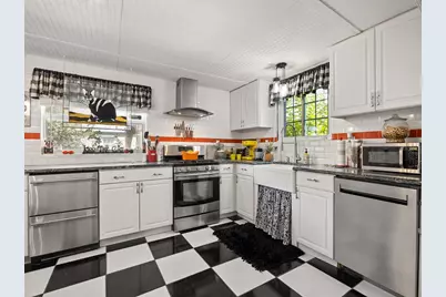 335 Simpson, Mount Dora, FL 32757 - Photo 8