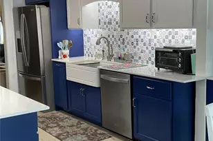 243 S Central Ave, Umatilla, FL 32784 - Photo 18