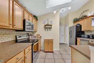 2825 Hardenbergh Ln, Eustis, FL 32726 - Photo 14