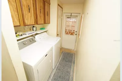 717 Royal Palm Avenue, Lady Lake, FL 32159 - Photo 10