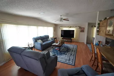 717 Royal Palm Avenue, Lady Lake, FL 32159 - Photo 6