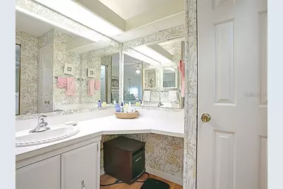 717 Royal Palm Avenue, Lady Lake, FL 32159 - Photo 12