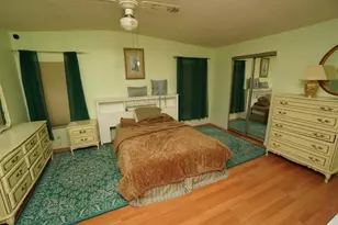 717 Royal Palm Ave, Lady Lake, FL 32159 - Photo 8