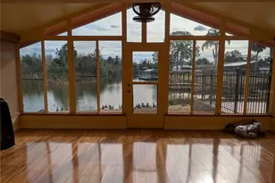 5330 King's Ct, Fruitland Park, FL 34731 - Photo 8