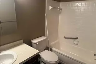 643 W Oak Terrace Dr, Leesburg, FL 34748 - Photo 8