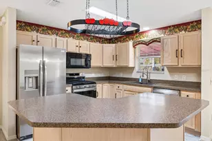 9711 SE 171st Argyll St, The Villages, FL 32162 - Photo 10