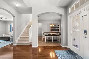 570 Johns Landing Way, Oakland, FL 34787 - Photo 6