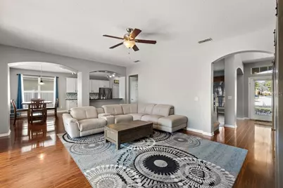 570 Johns Landing Way, Oakland, FL 34787 - Photo 10