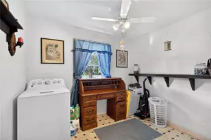 31302 Orange St, Sorrento, FL 32776 - Photo 22