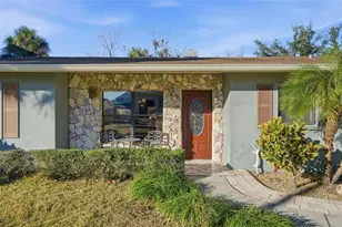 2051 NW 17th St, Crystal River, FL 34429 - Photo 4